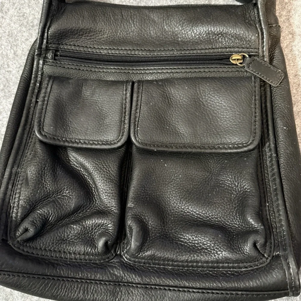 Vintage FOSSIL Black Leather Purse Shoulder Bag